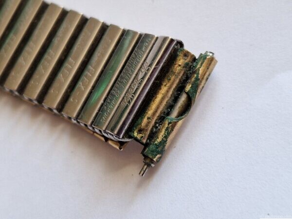 Omega pat 896575 watch bracelet Fixo Flex Stretching some damaged