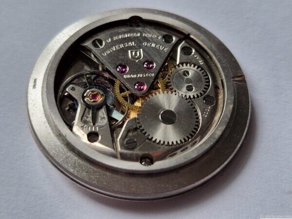 intage-UNIVERSAL-Geneve-watch-movement-inc-dial-and-hands-Hand-winding-cal-1005