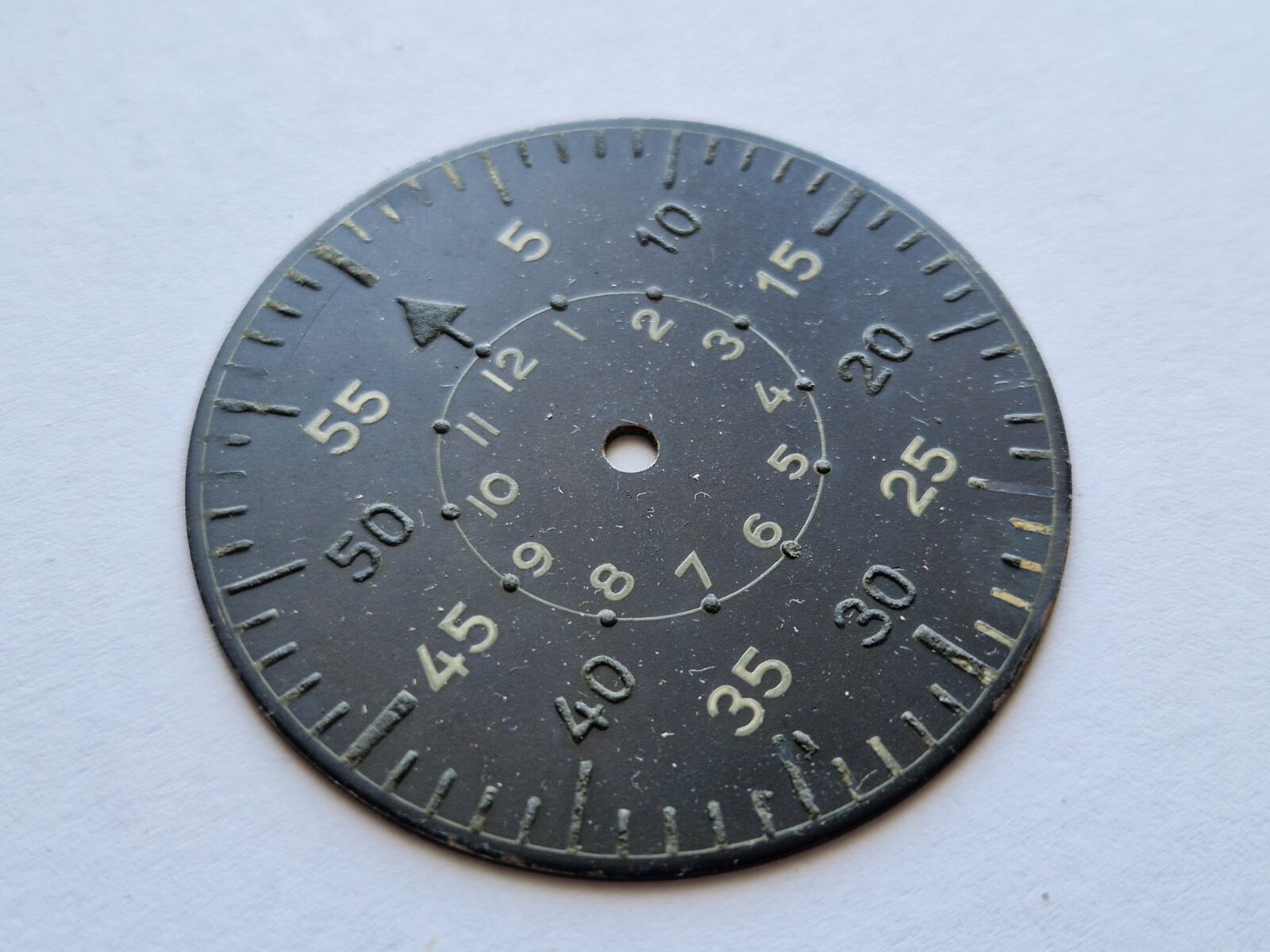 German Military Laco Type-B B B-Uhr pilot watch dial closer