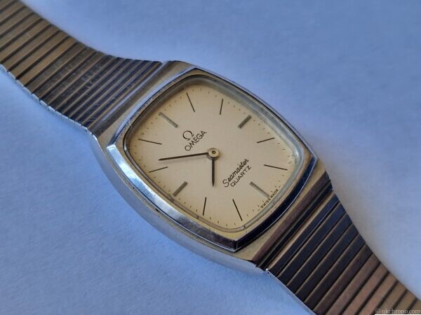 Vintage Ladies Omega Seamaster Quartz Watch Stainless Steel Case & Bracelet