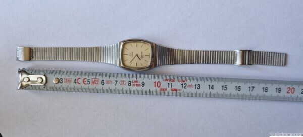 Vintage Ladies Omega Seamaster Quartz Watch Stainless Steel Case & Bracelet