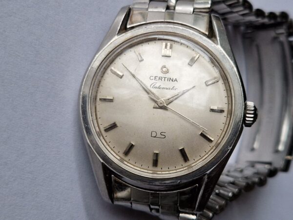 vintage Certina DS Automatic gents watch cal 2565 Turtle
