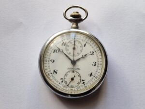 vintage LEONIDAS Chronograph pocked watch collectible cal valjoux 5 vintage LEONIDAS Chronograph pocked watch collectible cal valjoux
