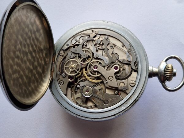 vintage LEONIDAS Chronograph pocked watch collectible cal valjoux