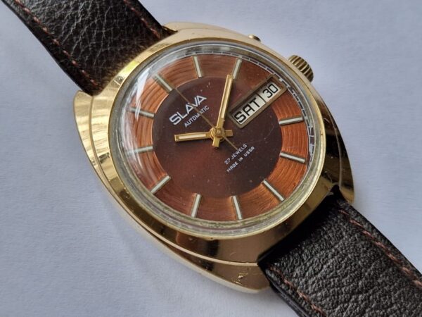 vintage Military SLAVA automatic day date watch