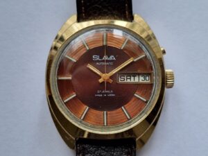 vintage Military SLAVA automatic day date watch 2 vintage Military SLAVA automatic day date watch