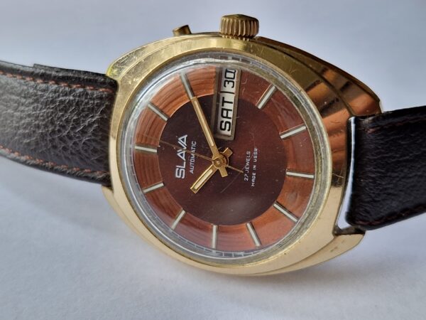 vintage Military SLAVA automatic day date watch
