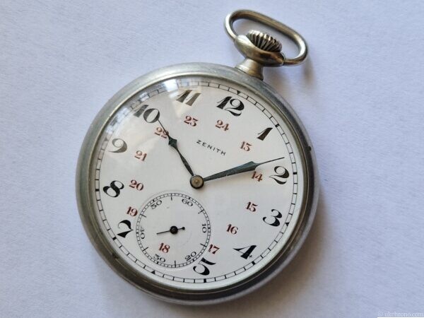 vintage Zenith open face pocket watch fitted with the hand-wound Zenith Calibre 18-28-31 movement.