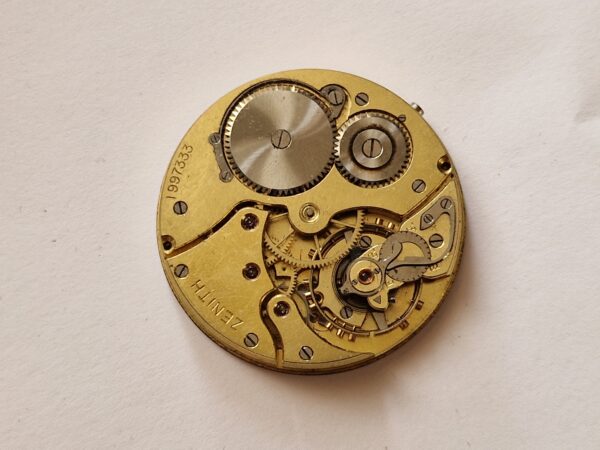 Antique Zenith 16 Size Pocket Watch Movement With Enamel Dial Circa 1915 – 40.3mm