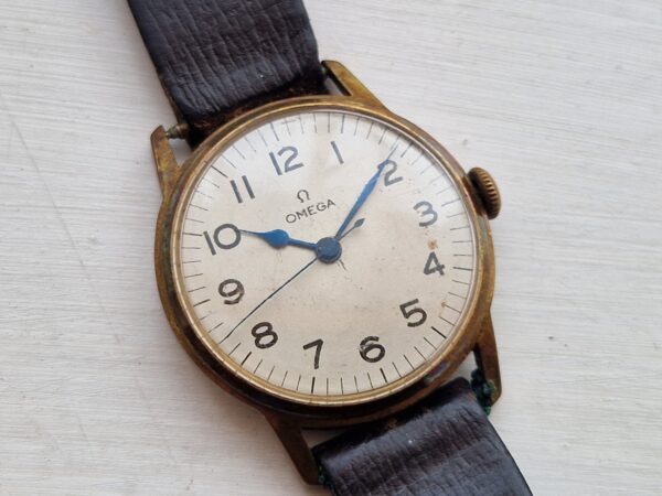 Omega 30T2 SC Civilian Re-Cased Version – Military Dial Vintage Watch c.1943